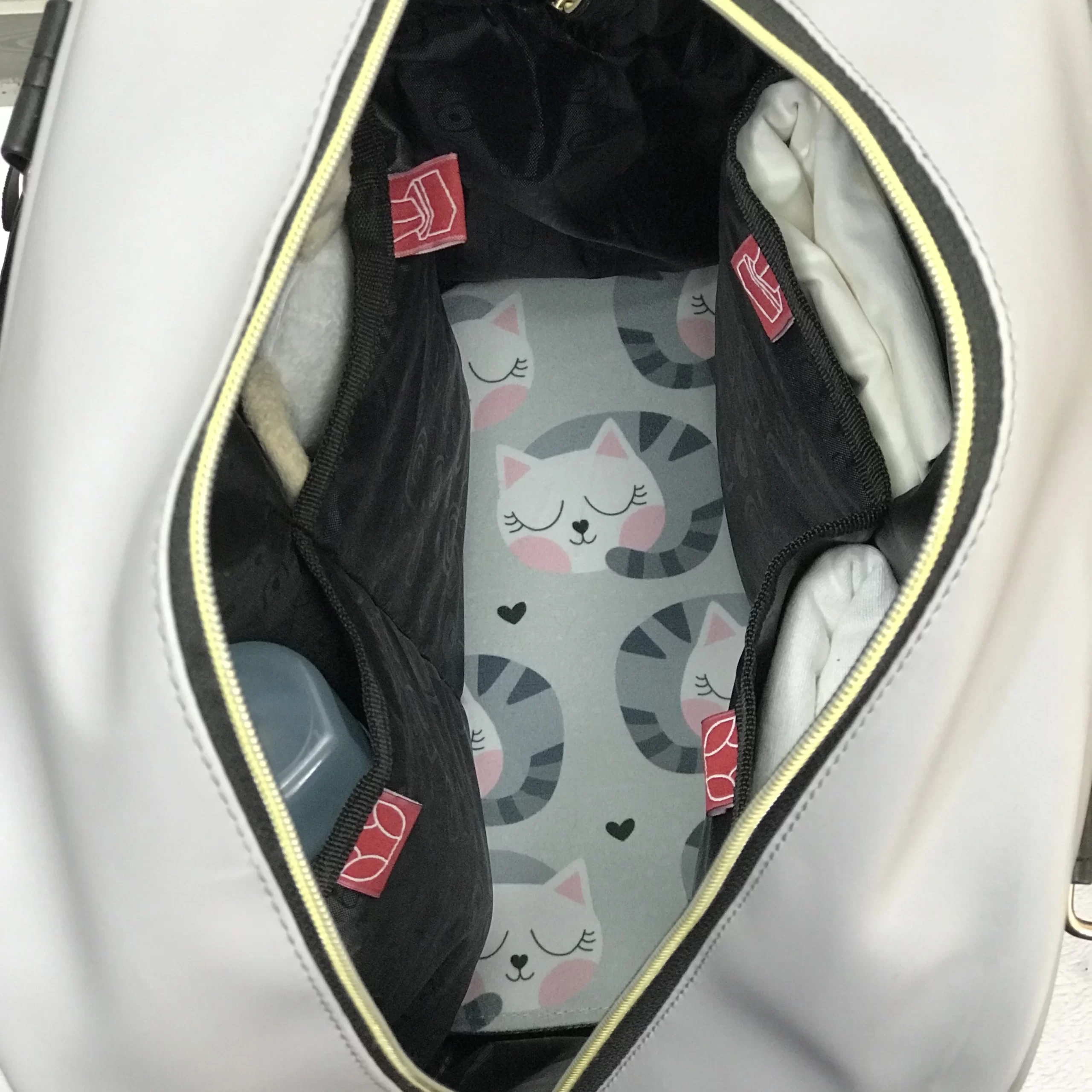 کوله پشتی لوازم نوزاد چرم کاسپین کوله پشتی لوازم و وسایل نوزاد چرم کاسپین