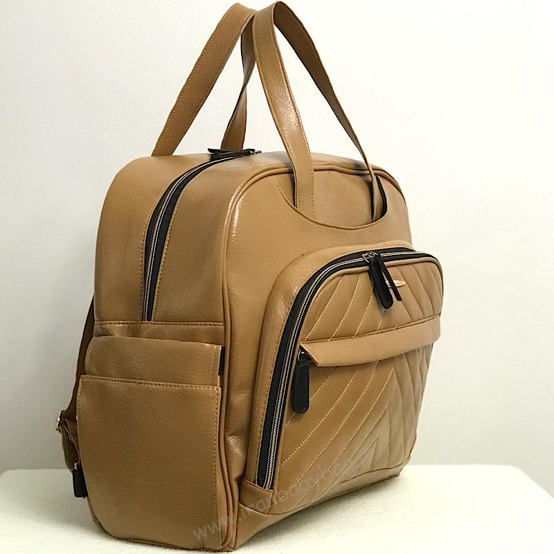 ساک لوازم نوزاد چرم ویانا رنگ عسلی ساک لوازم مادر و کودک چرم ویانا رنگ عسلی