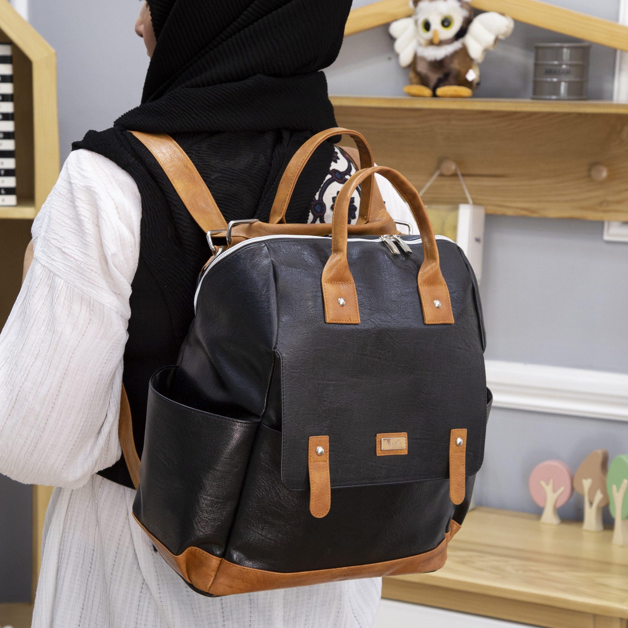 کوله نوزاد چندکاره ام اند وای کوله نوزاد چندکاره ام اند وای