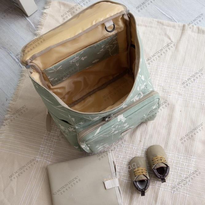 کوله نوزادی نیکا کوله نوزادی نیکا با فضای داخلی بزرگ